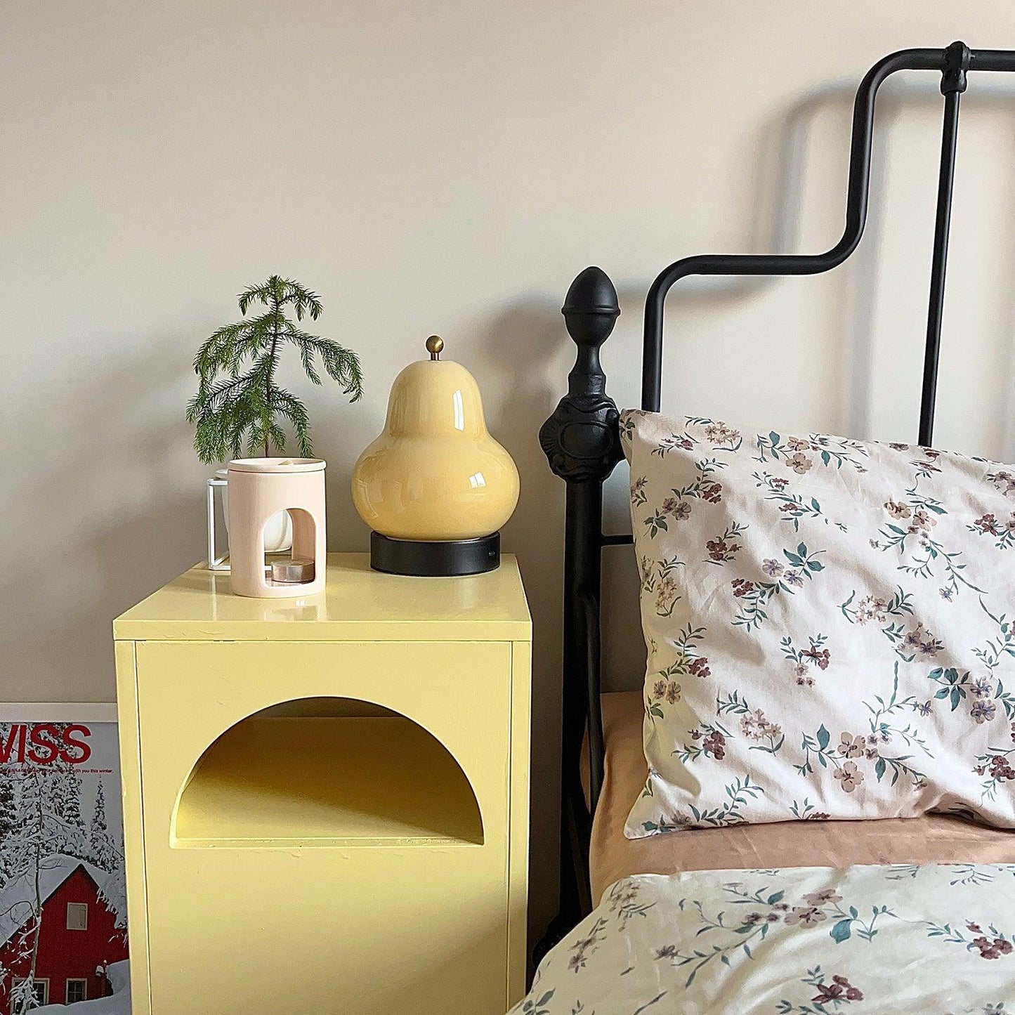 Compact Travel Table Lamp