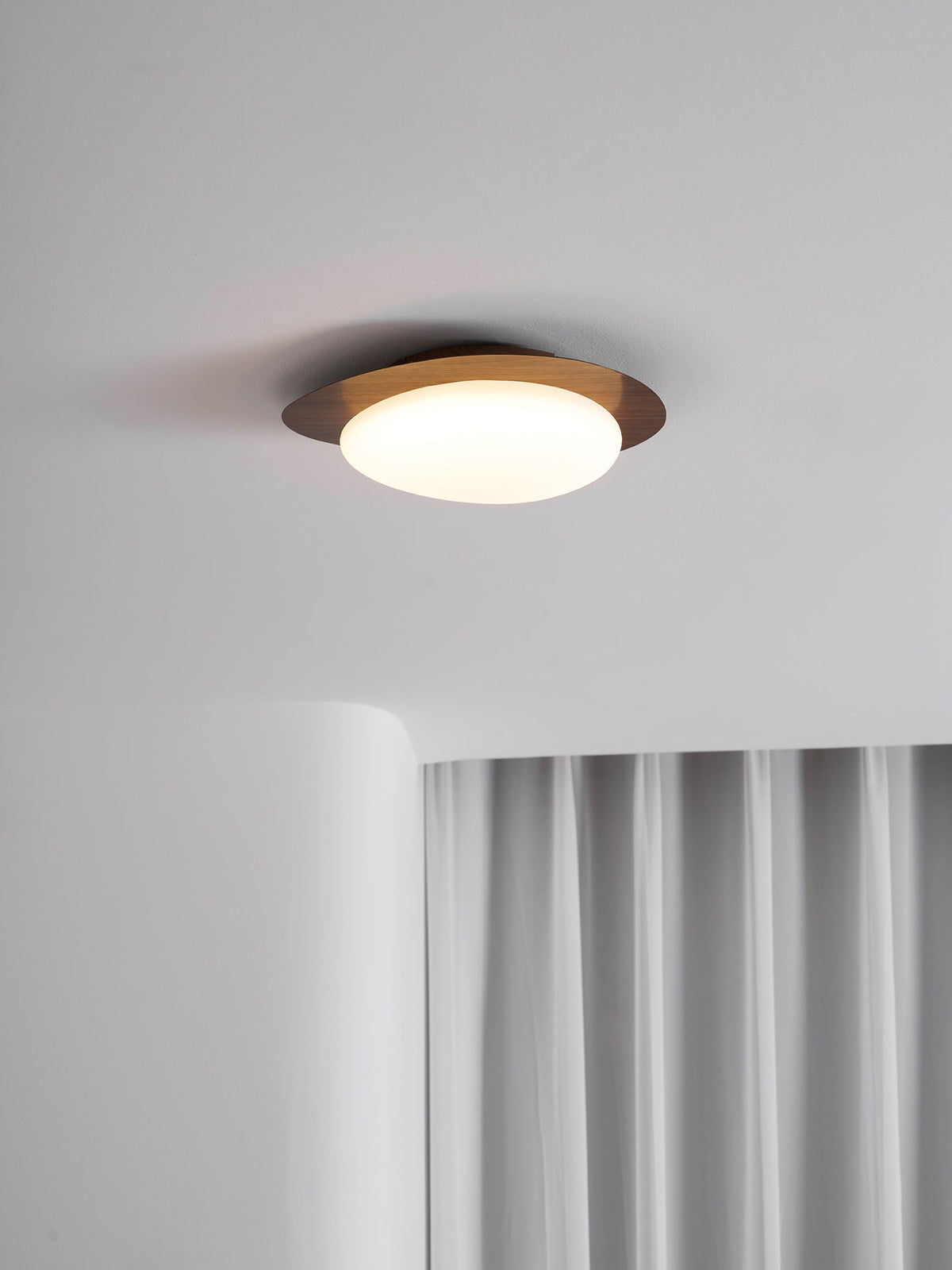Compact LED Ceiling Lamp 12W Wooden Flush Mount