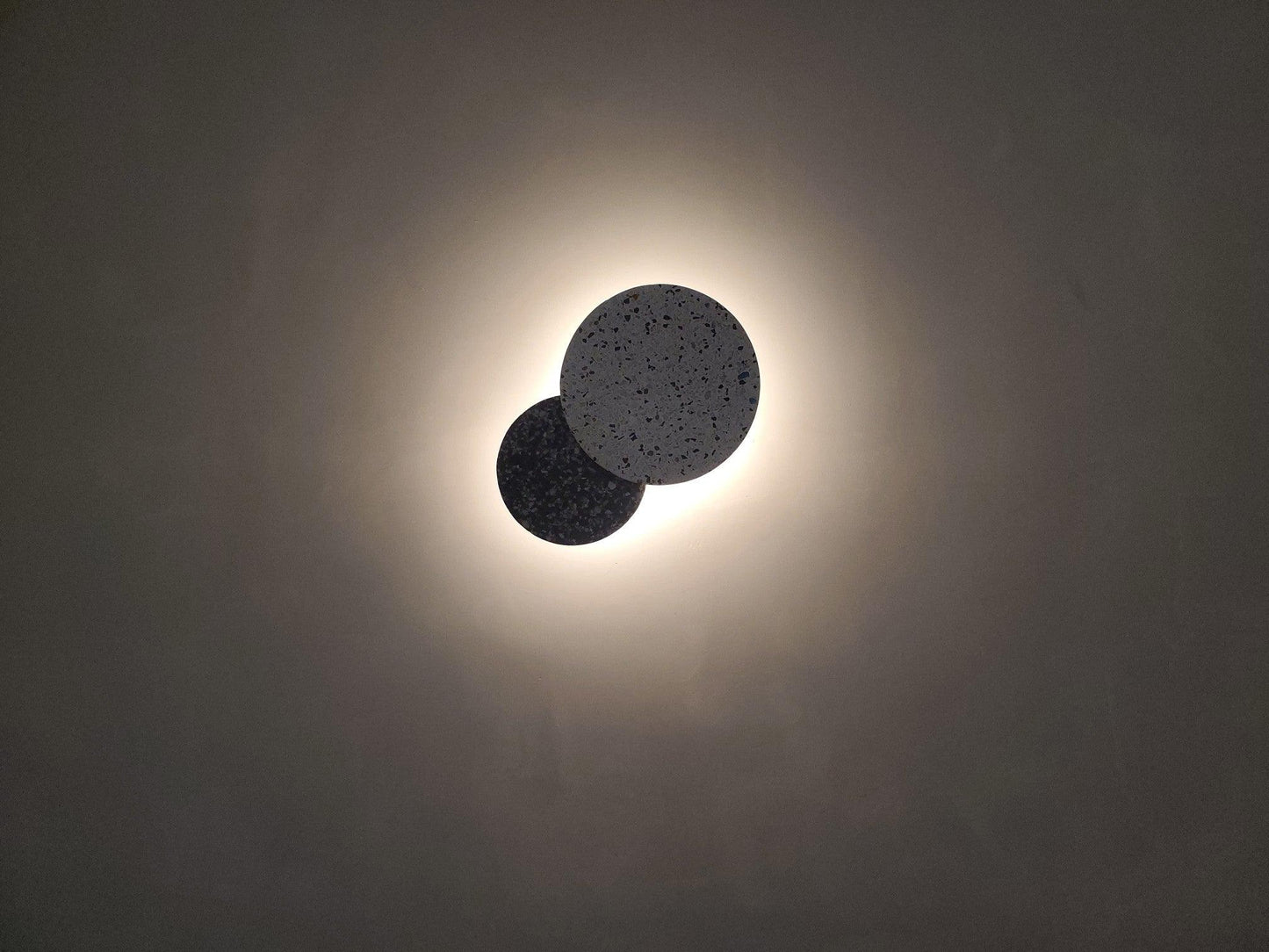 Simple White Wall Mount Lamp