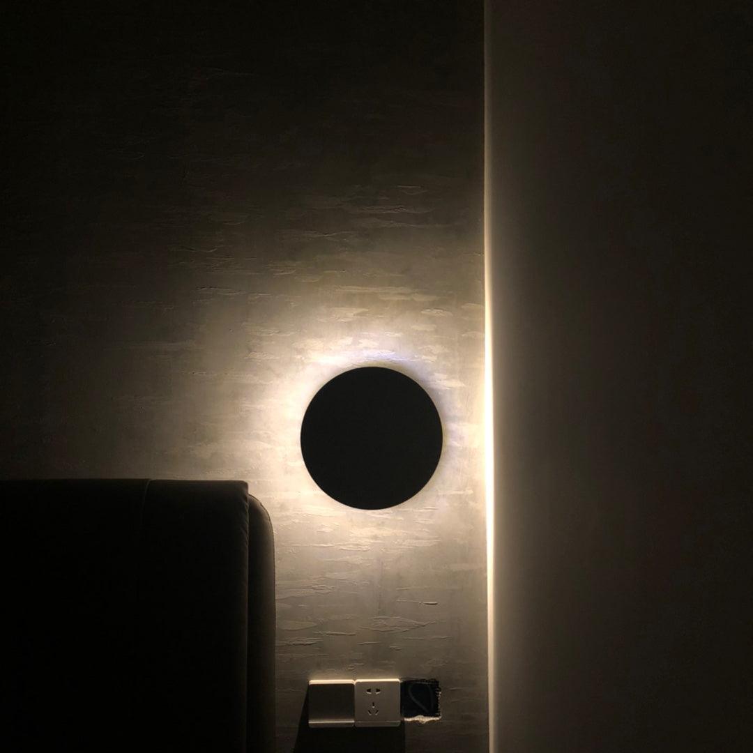 Simple White Wall Mount Lamp