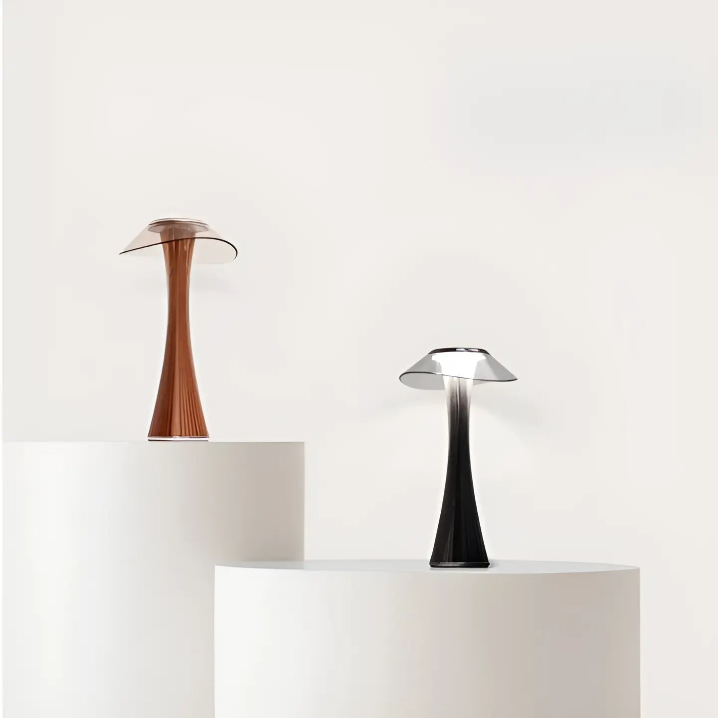 Elegant Italian Style Table Lamp