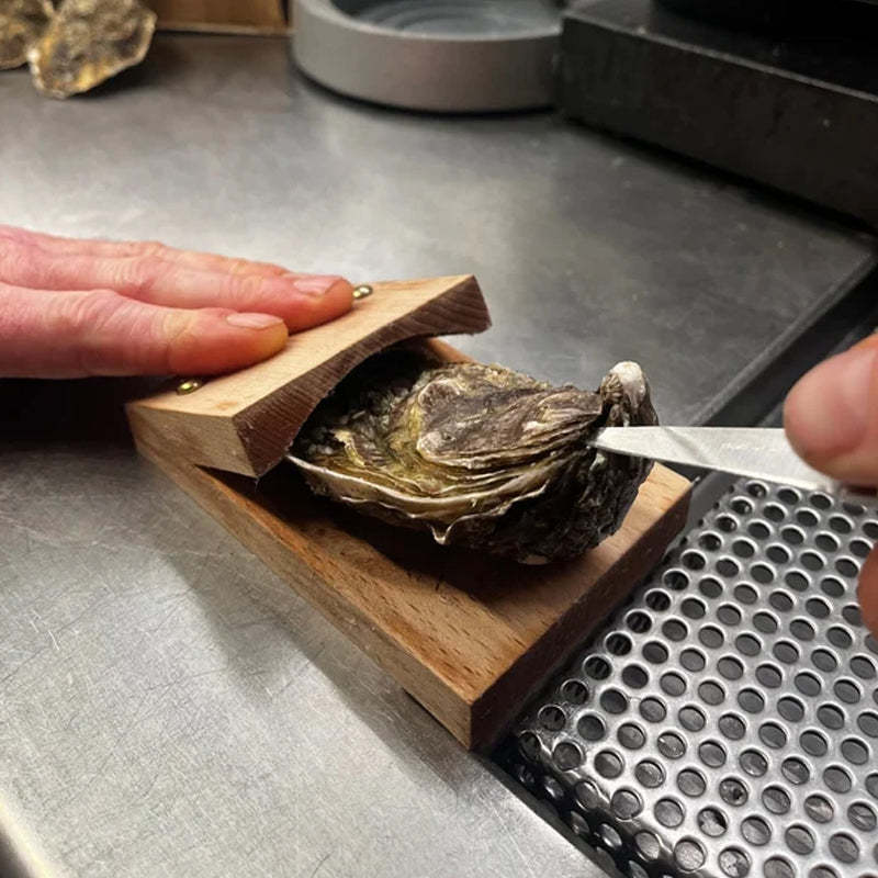 Sturdy Wooden Oyster Shell Opener Clamp - Cofik