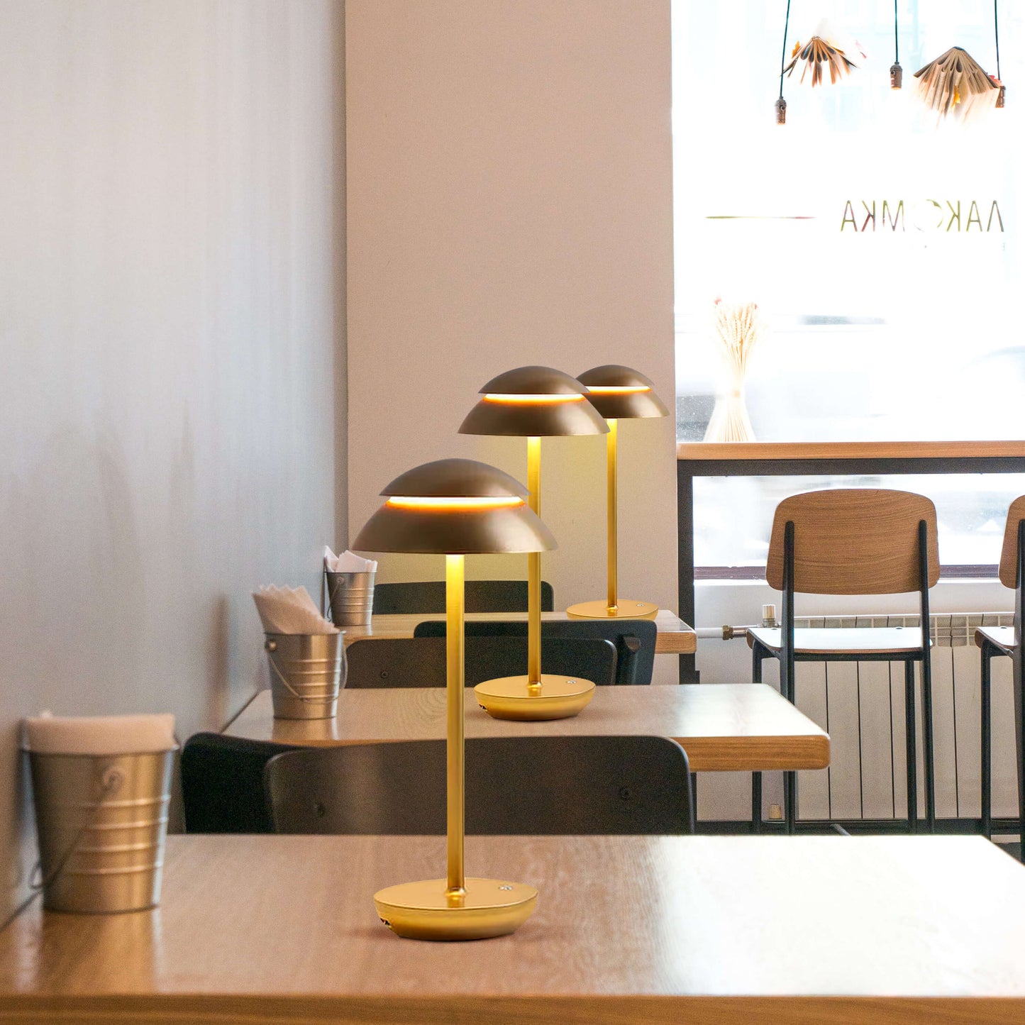 Bright Wireless Charging Table Light