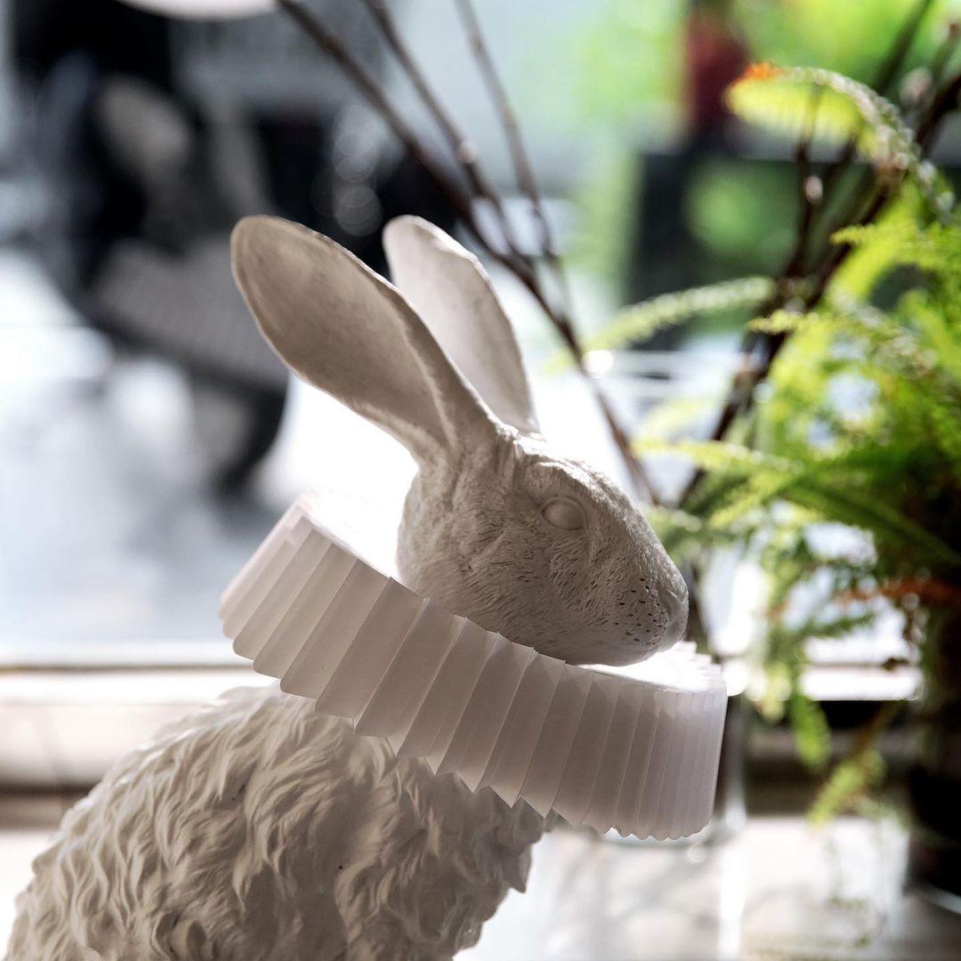 Rabbit X Small Desk Table Lamp
