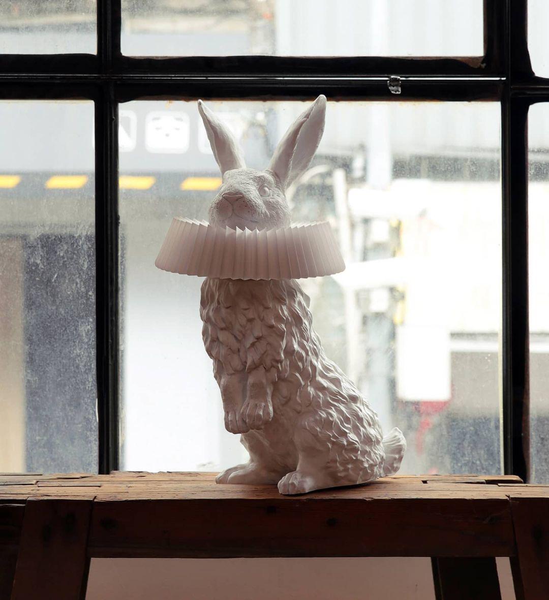 Rabbit X Small Desk Table Lamp