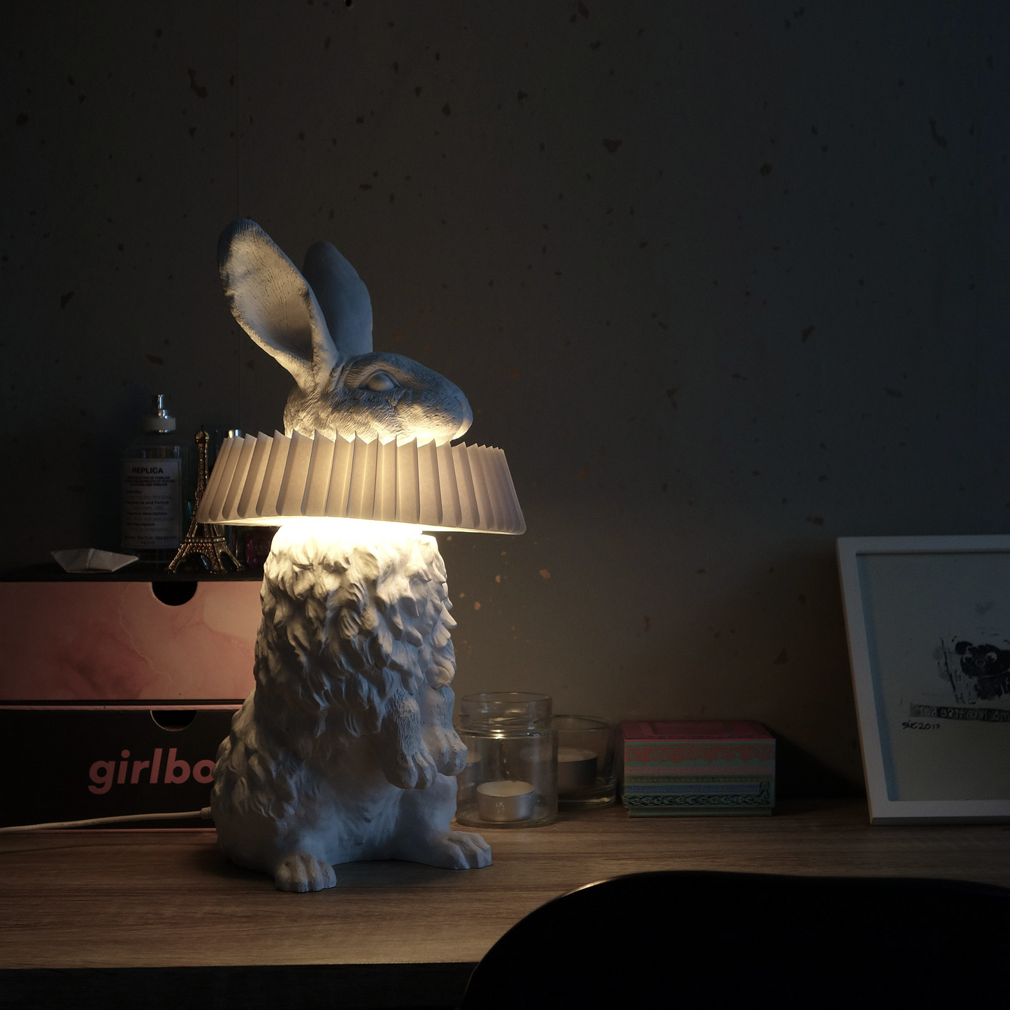 Rabbit X Small Desk Table Lamp