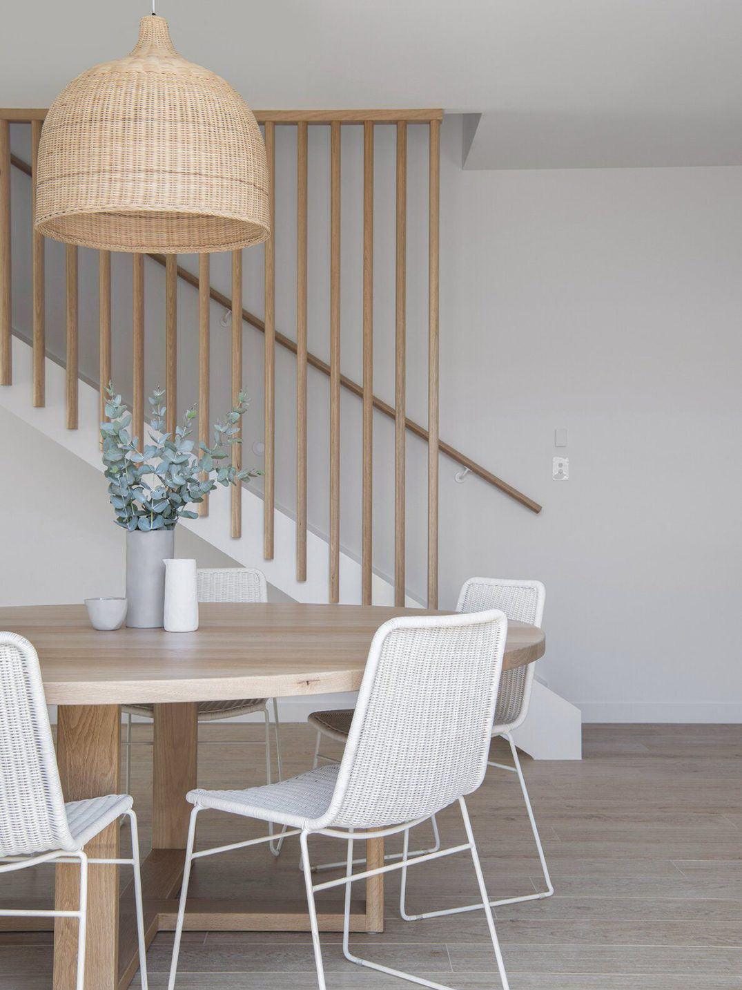 Natural Woven Pendant Lamp