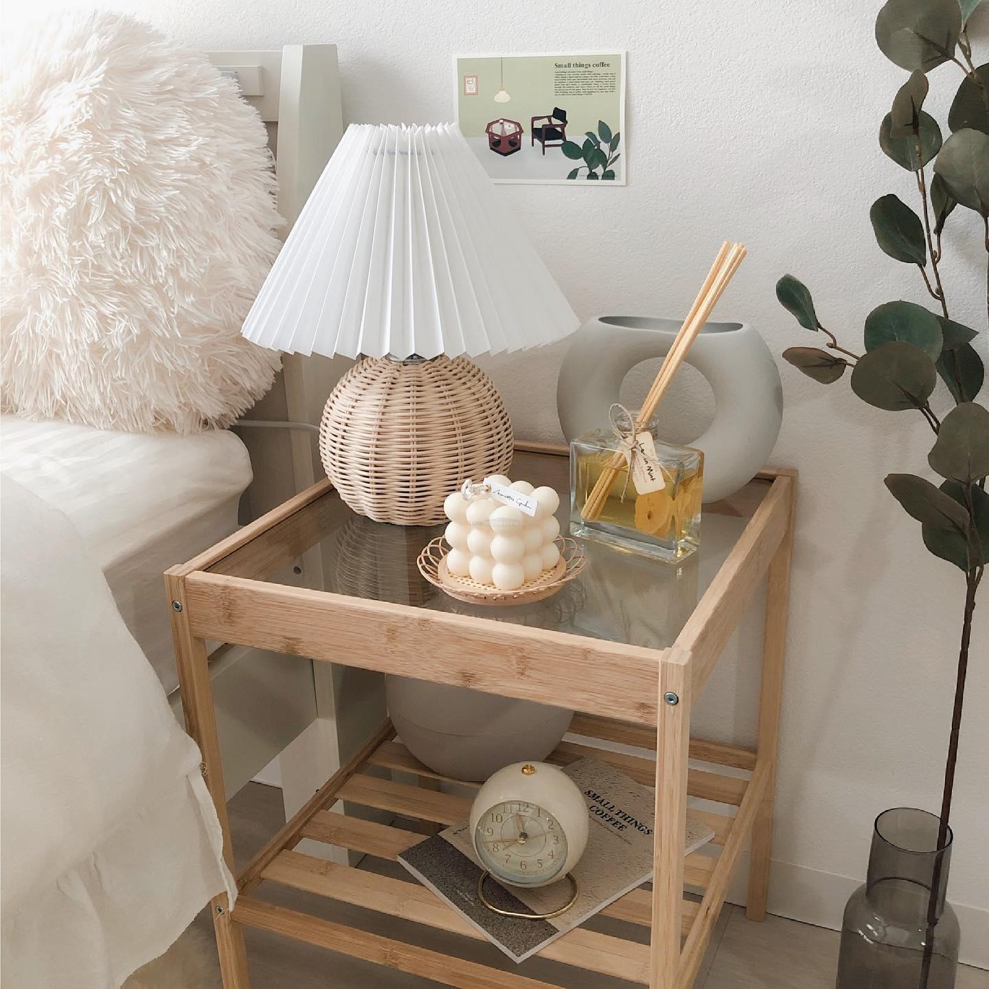 Natural Woven Shade Table Lamp