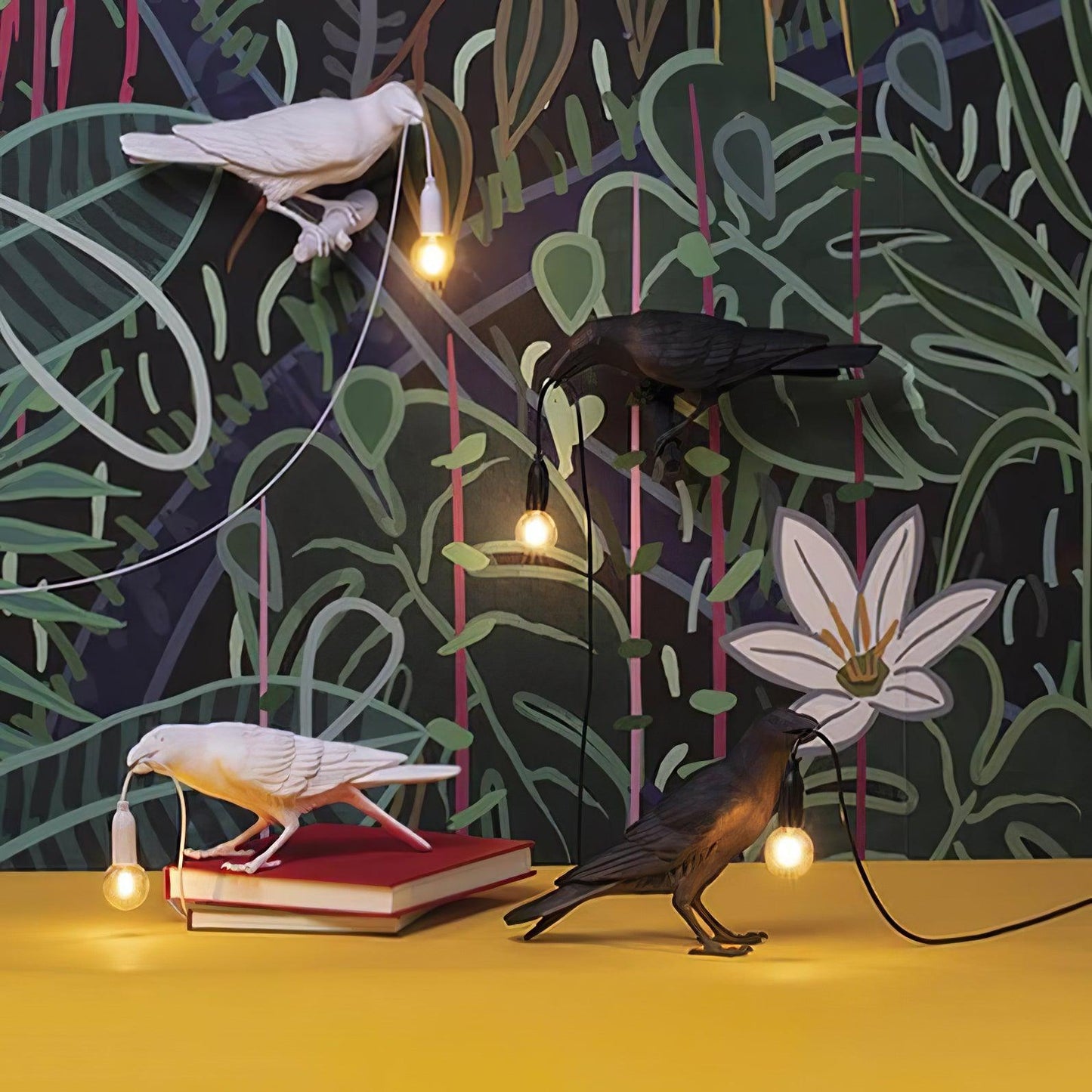 Dark Decorative Resin Table Lamp