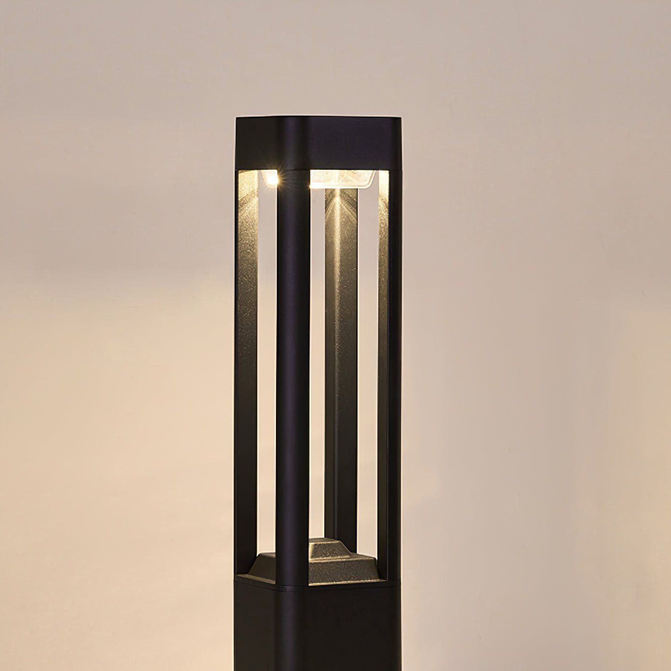 Outdoor Tall Column Rectangular Garden Lamp
