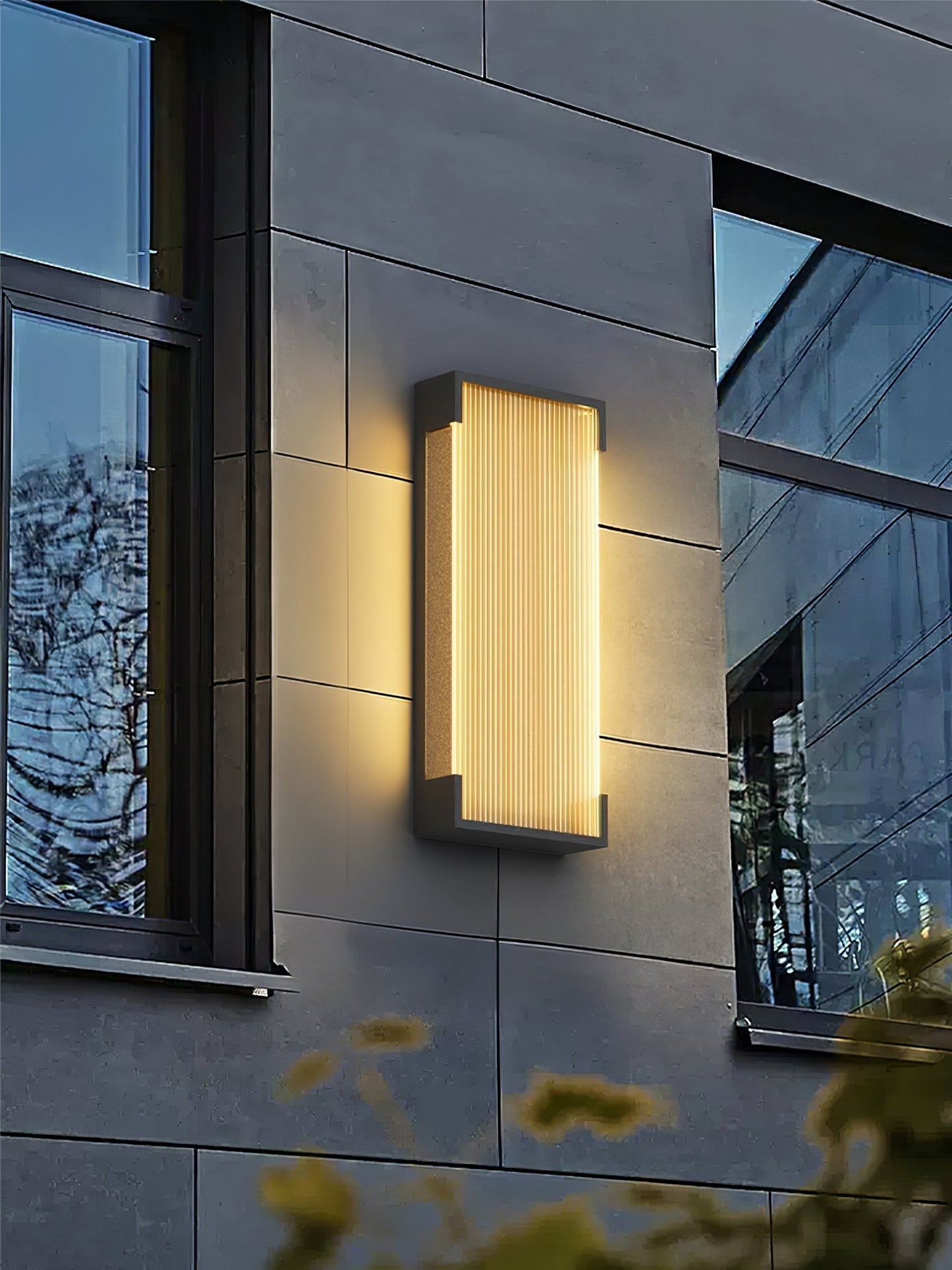 Outdoor LED Rectangle Wall Lamp