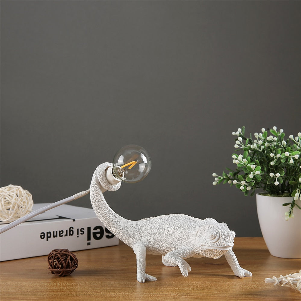 Unique Reptile Desk Light Lamp