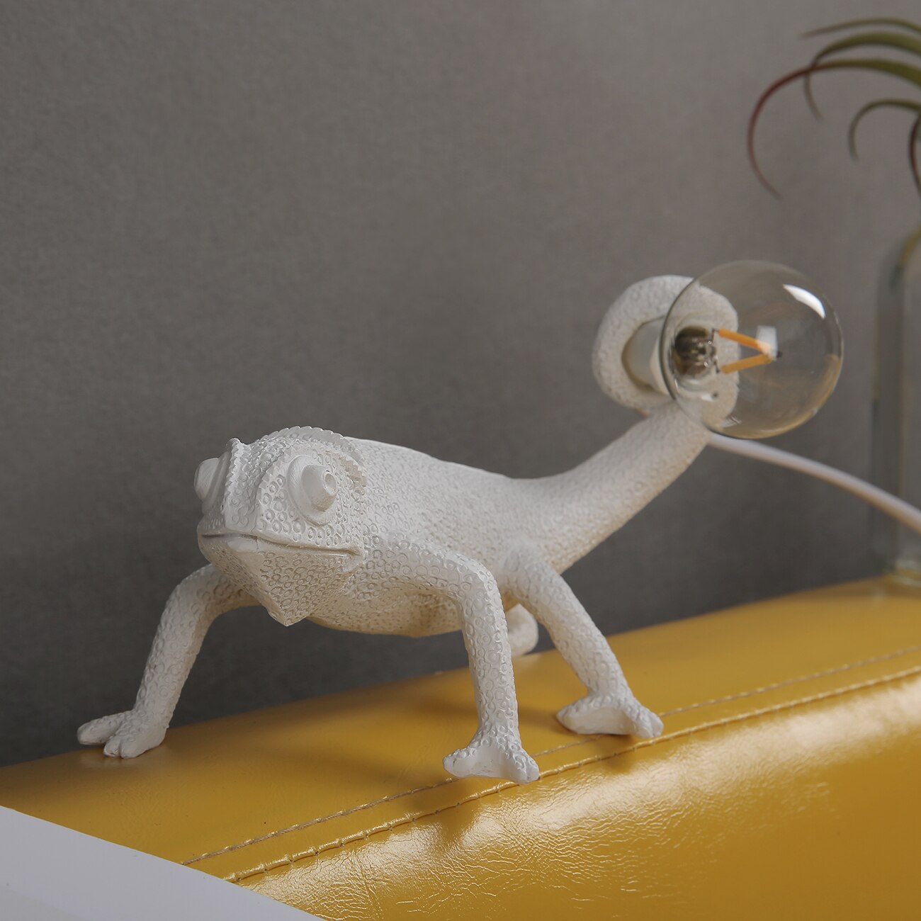 Unique Reptile Desk Light Lamp