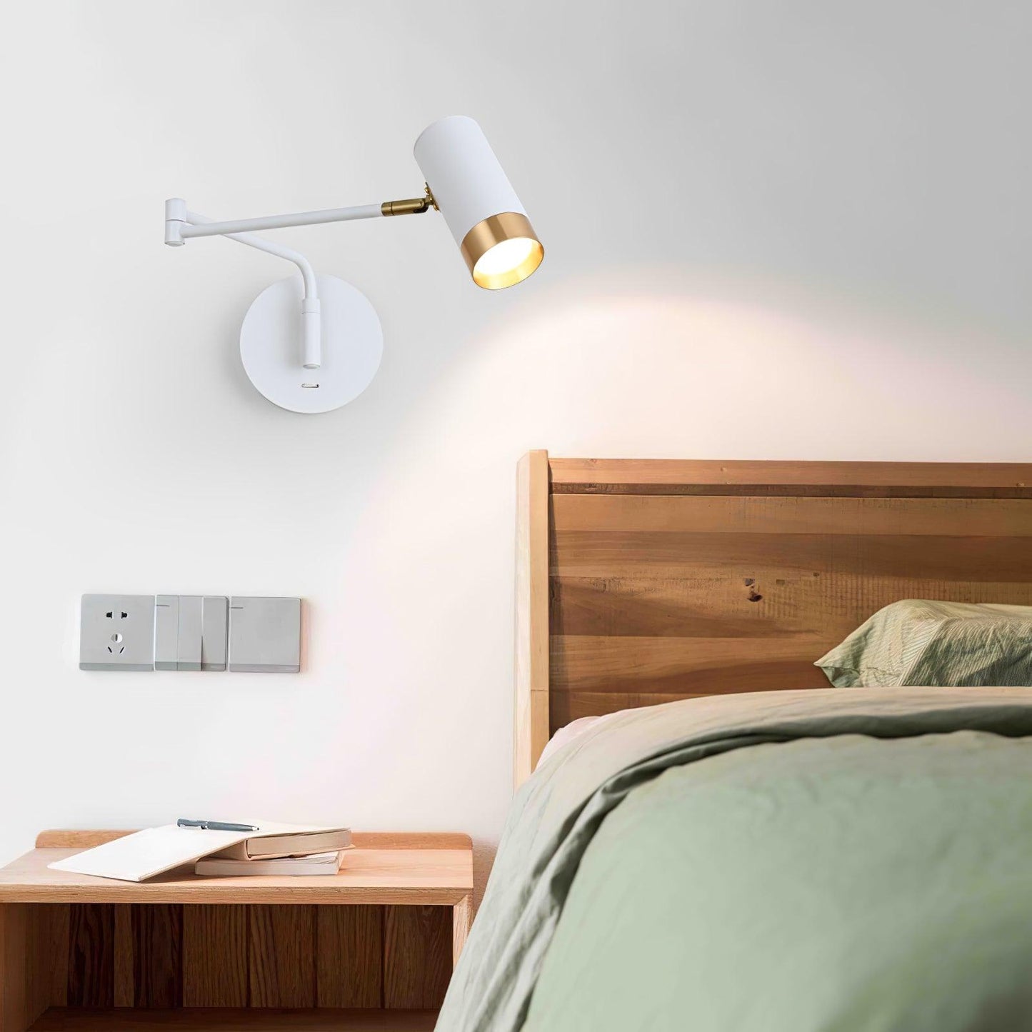 Adjustable Arm Wall Light | Noxord