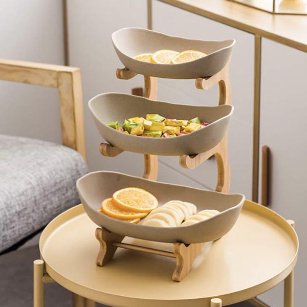 Traditional Wooden Plate Display Rack