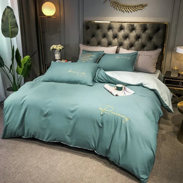 Premium Duvet Cover with Delicate Stitching – Plush and Durable
