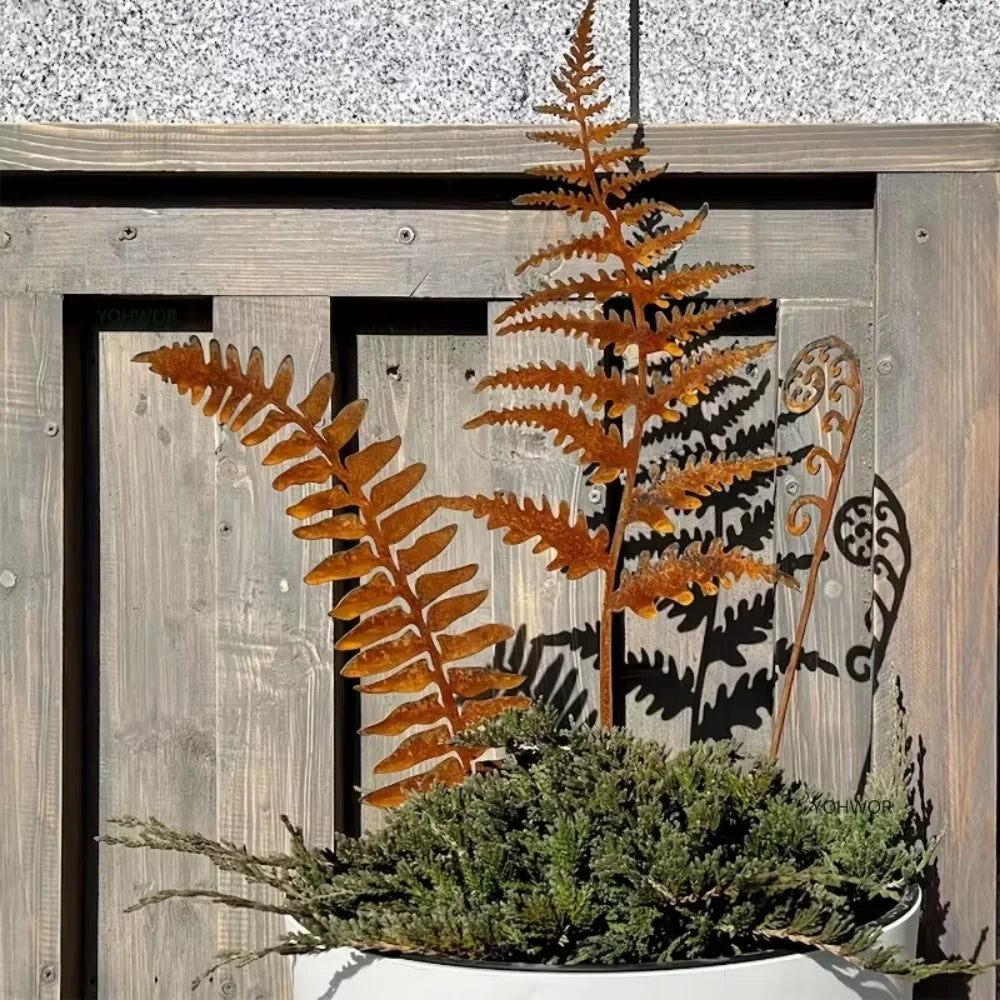 Rustic Metal Leaf Garden Decor Stake - Cofik