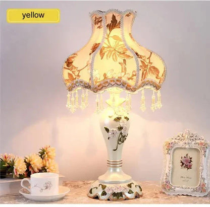 Classic Bedside Table Lamp