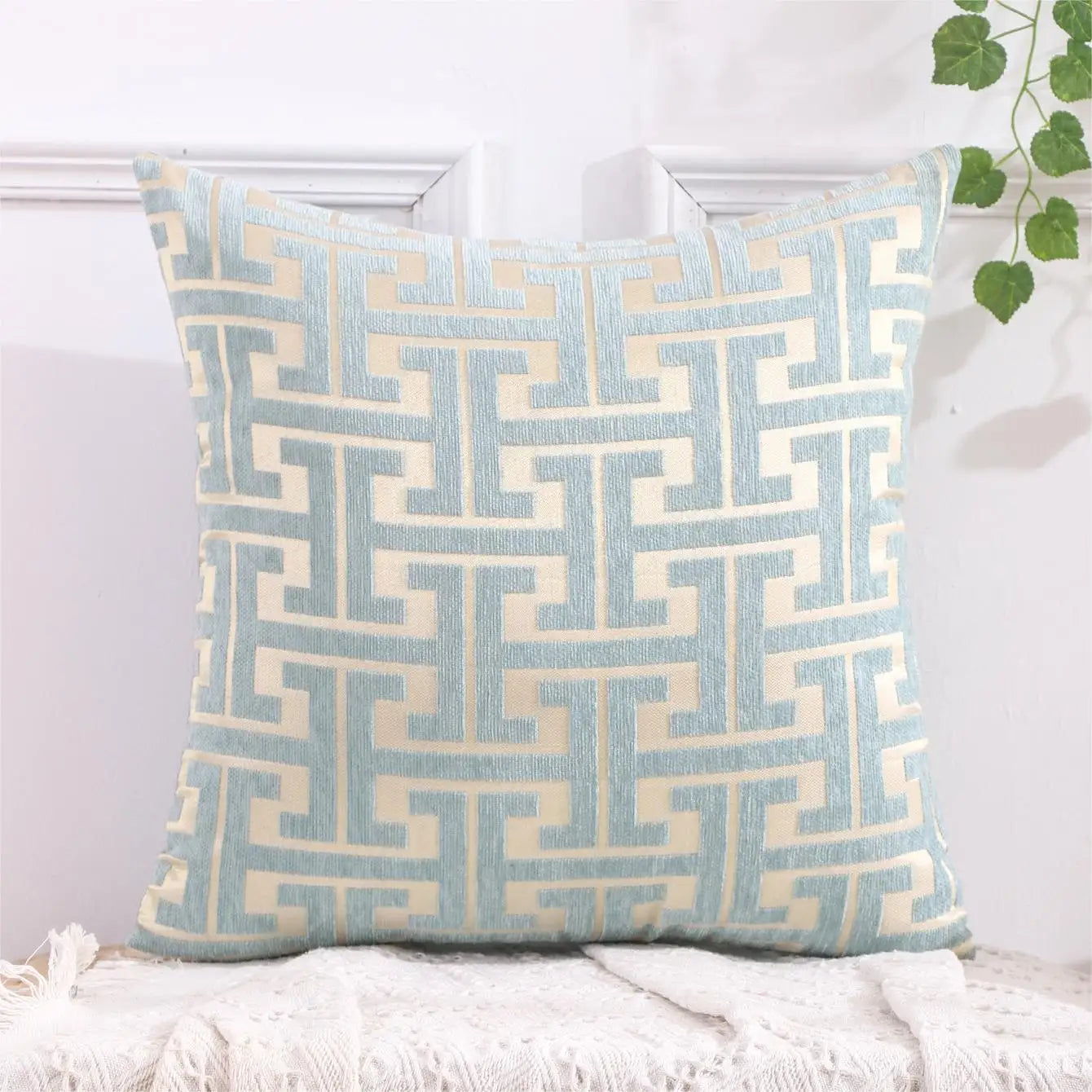 Rustic Patterned Sofa Cushion Cover