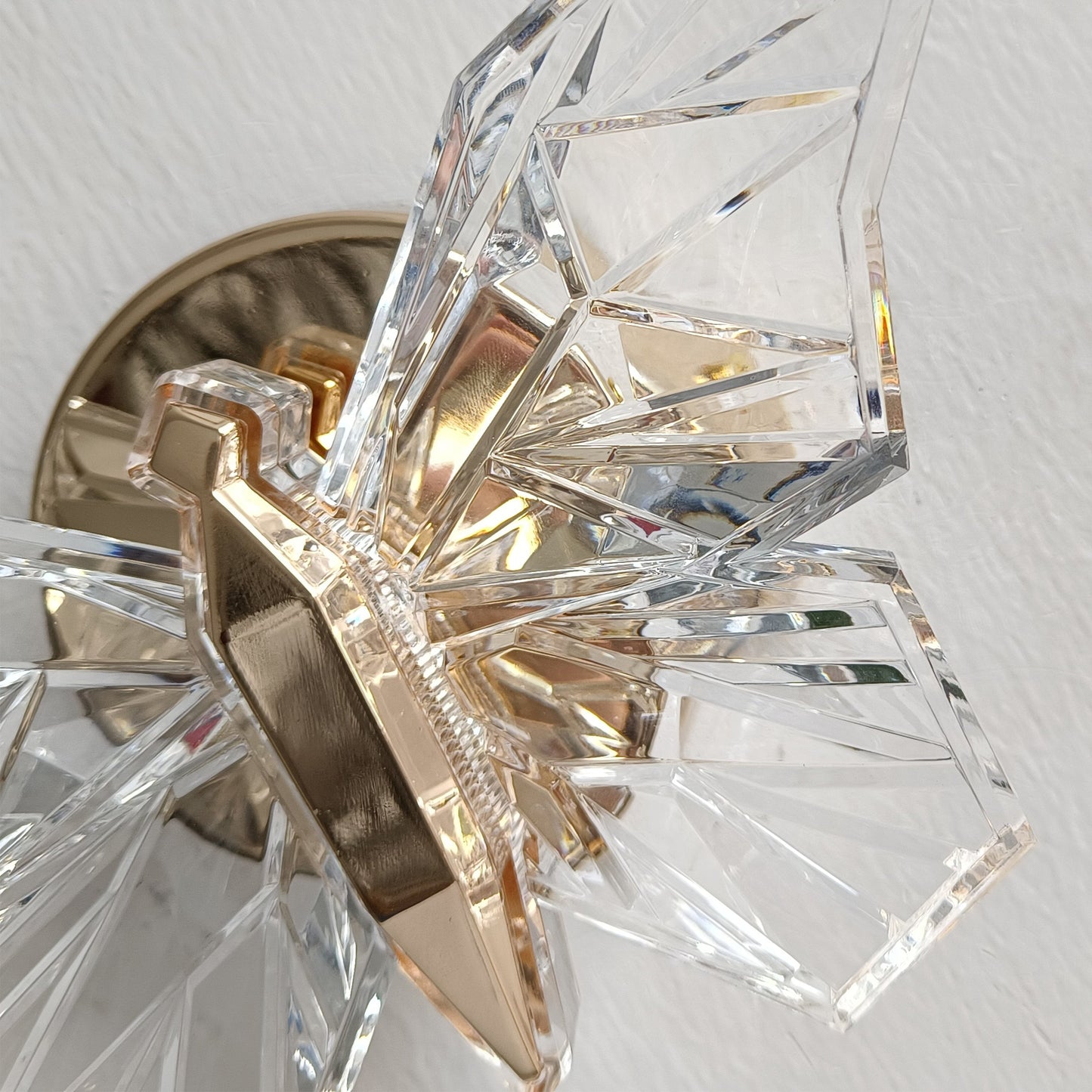 Delicate Wing Wall Light | Noxord