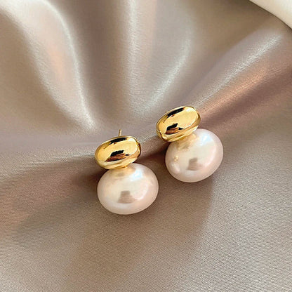 Luxurious Gold Pearl Drop Earrings