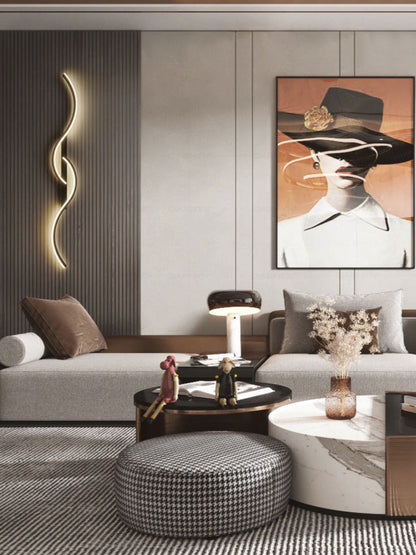 Contemporary Stylish LED Wall Light