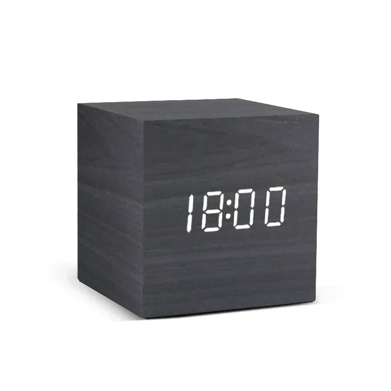 Simple Wood Digital Clock with Temperature Display