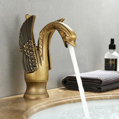Luxury Chrome Single Handle Bathroom Faucet