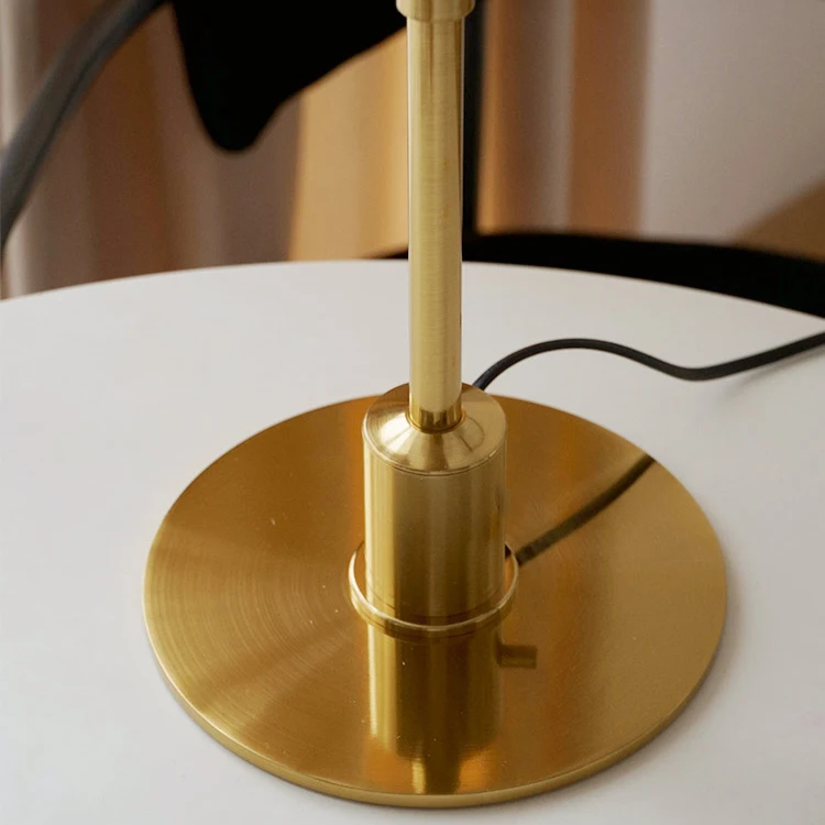 Vintage Style Clear Desk Lamp