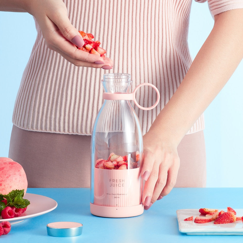 Compact Personal Smoothie Blender