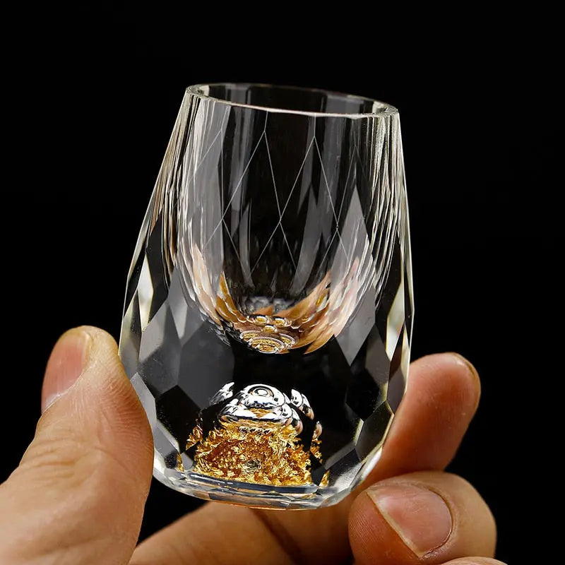Elegant Crystal Wine Glass - Cofik