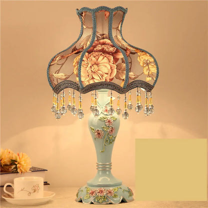 Classic Bedside Table Lamp