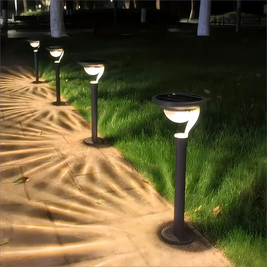 Bright Energy Efficient Garden Lamp