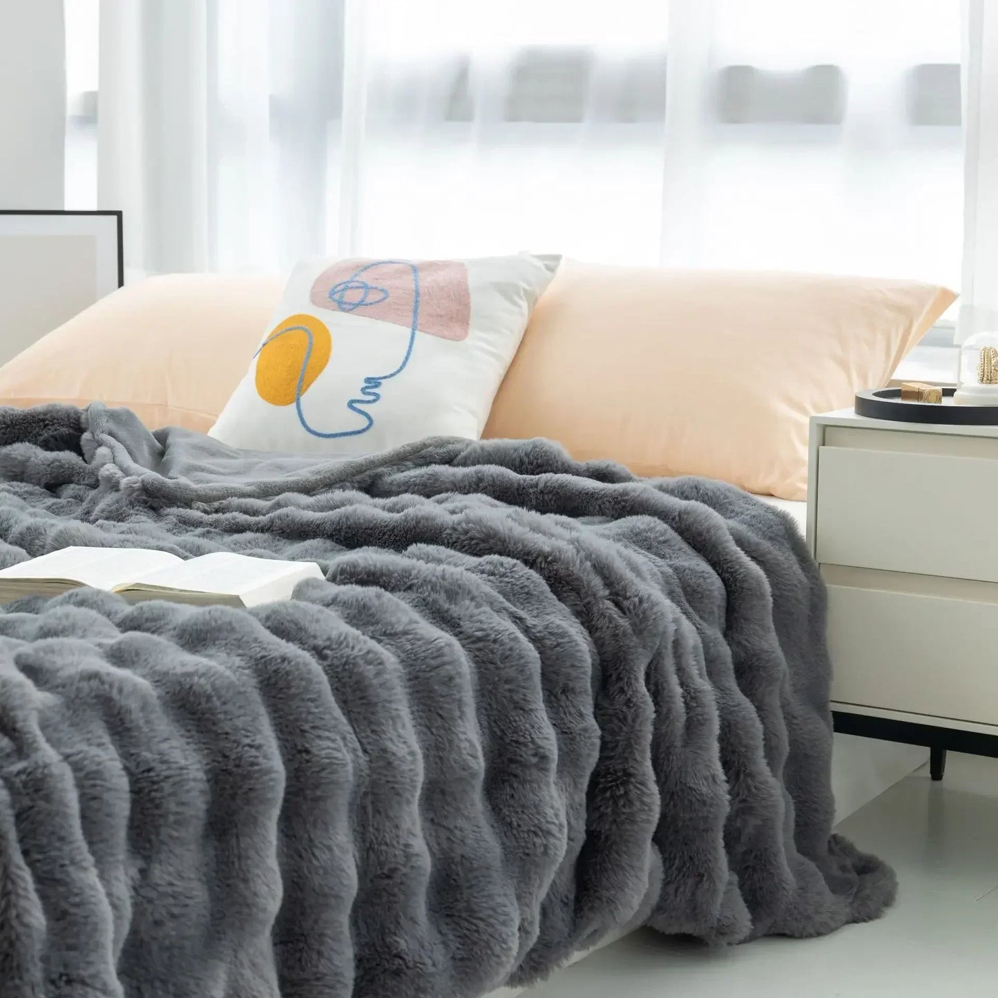 Plush Reversible Faux Fur Throw Blanket - Cofik