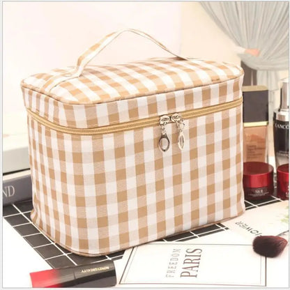 Stylish Animal Print Travel Makeup Bag