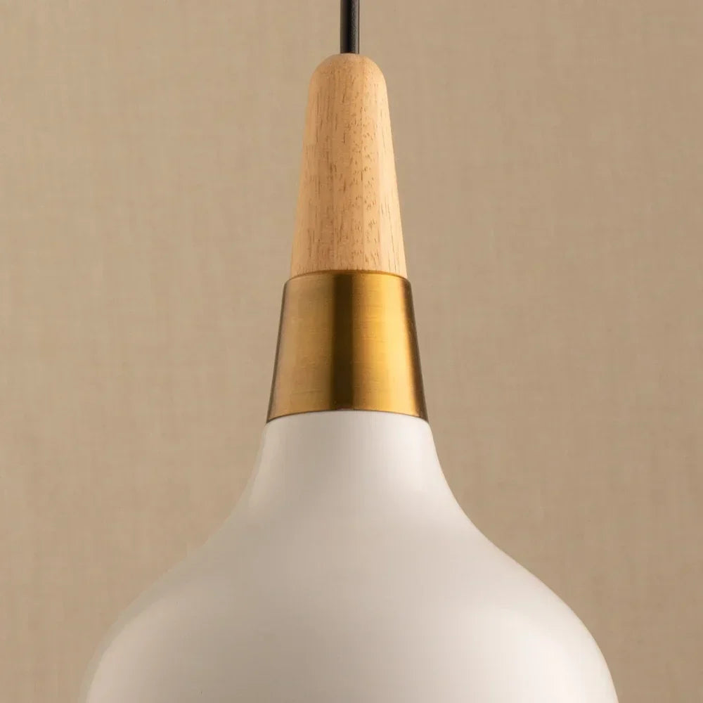 Stylish Wooden Pendant Light for Home Decor