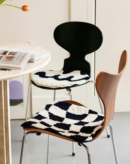Comfortable Woven Grid Chair Pad