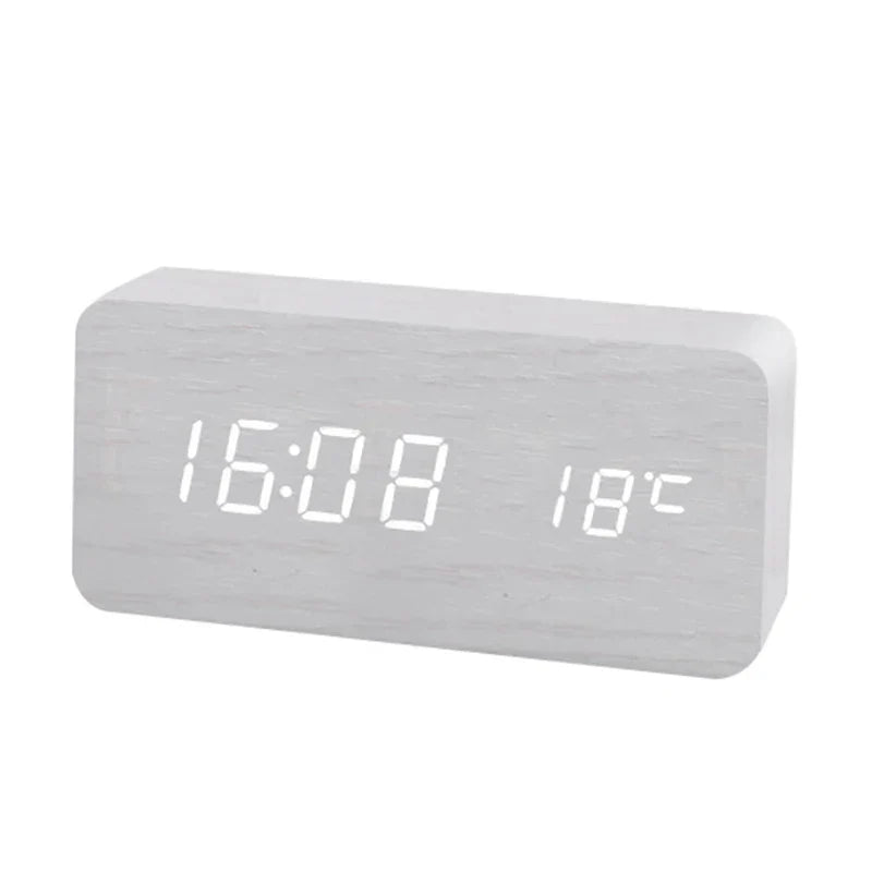 Simple LED Wood Clock with Wireless Charging - Cofik