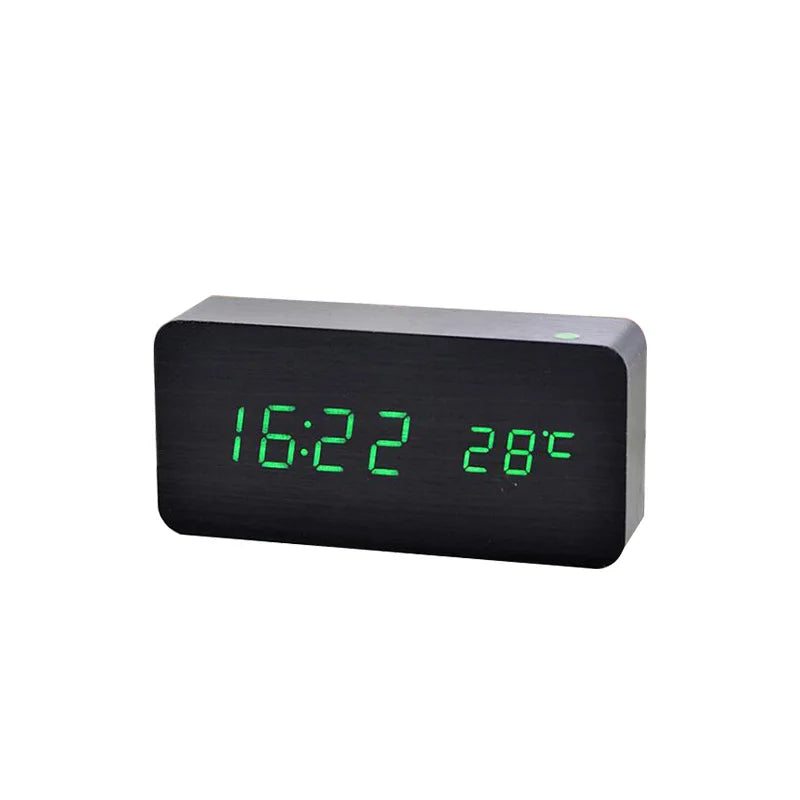 Simple LED Wood Clock with Wireless Charging