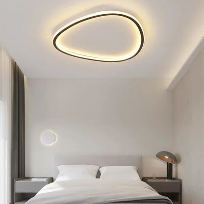 Stylish LED Ceiling Light - Sleek Oval Fixture - Cofik