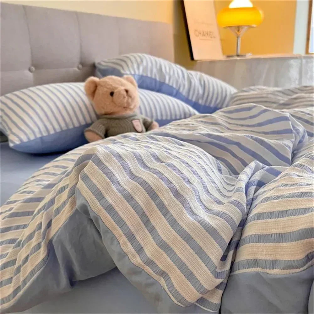Simple Stripe Bedroom Comforter Set