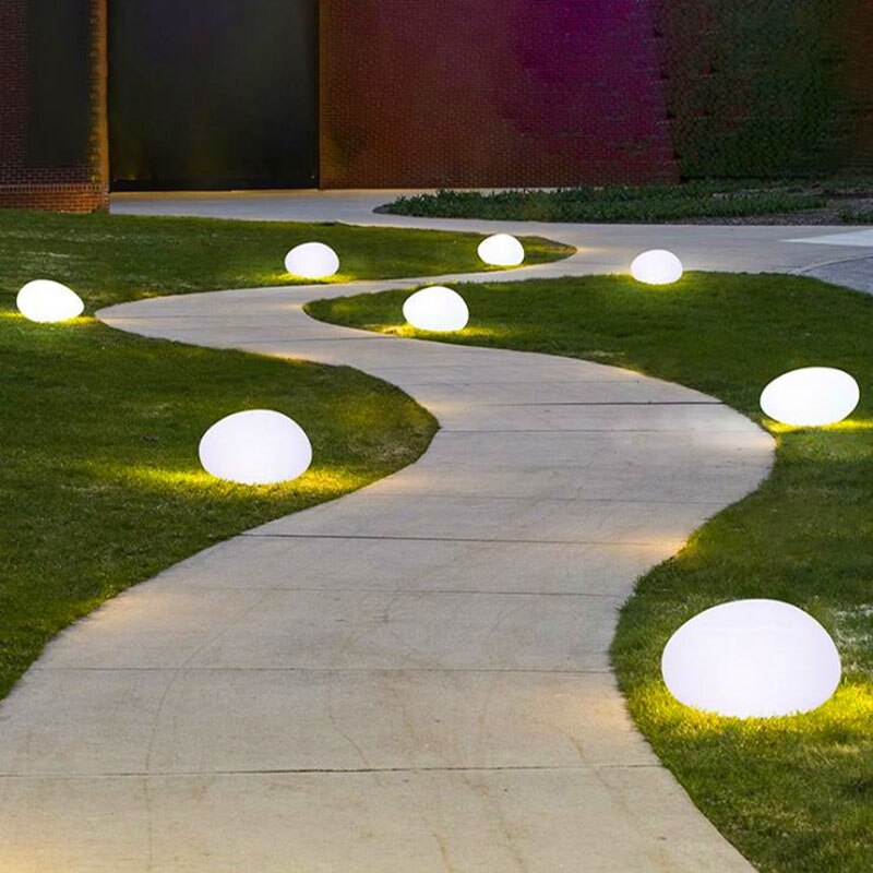 Bright Outdoor Solar Powered Garden Ball Lamp