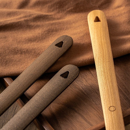 Ergonomic Wooden Handle Magnetic Shoe Horn