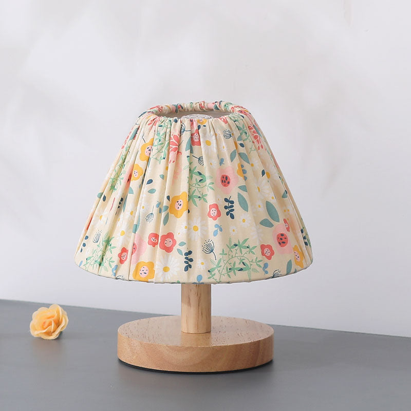 Simple Elegant Metal Floral Desk Lamp