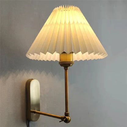 Stylish Adjustable Wall Light – LED Foldable Lampshade
