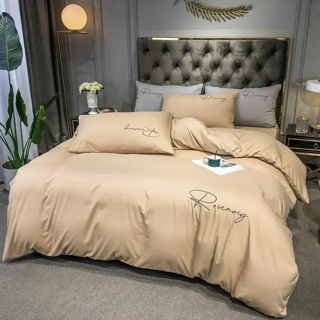 Premium Duvet Cover with Delicate Stitching – Plush and Durable