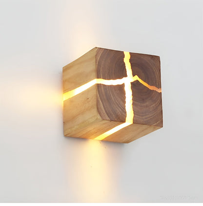 Contemporary Wooden Cube Table Lamp