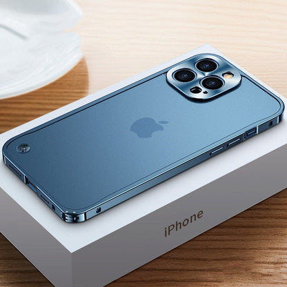 Durable iPhone Case with Slim Classic Style
