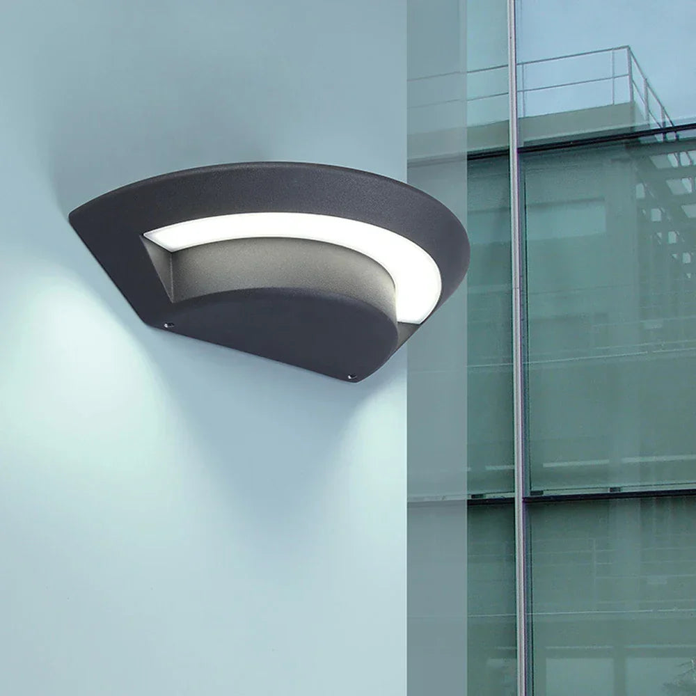 Outdoor LED Wall Light for Garden and Patio