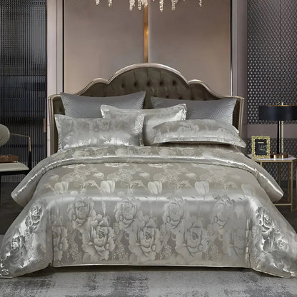 Elegant Soft Jacquard Bedding Set for Master Bedroom
